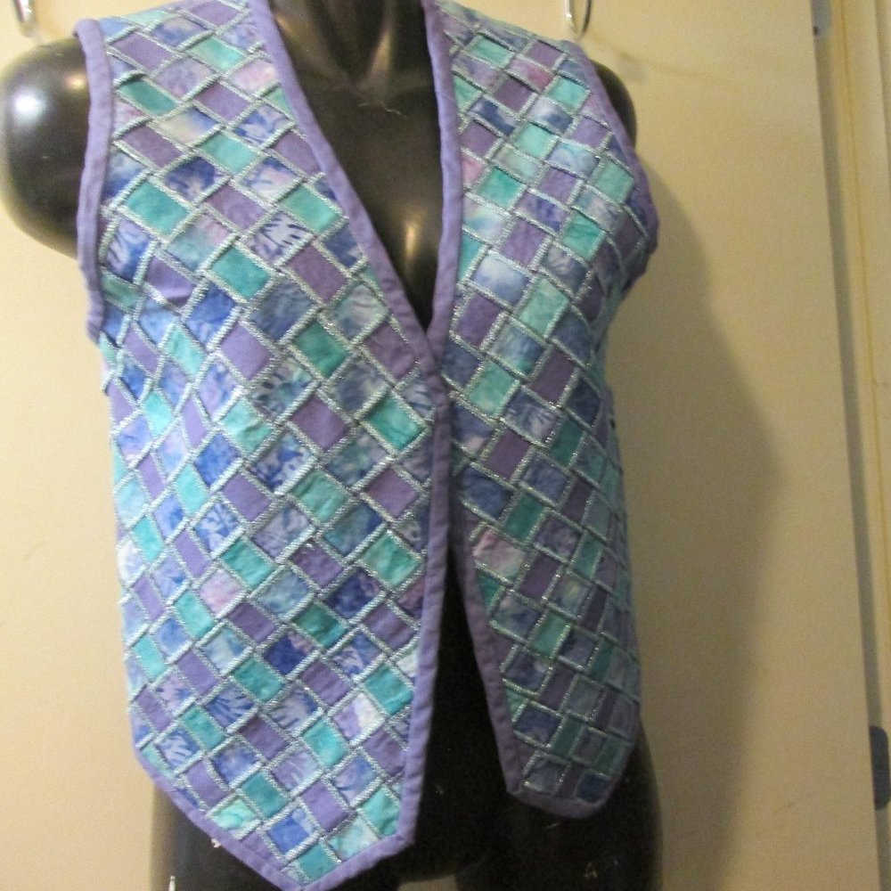 SMALL HANDMADE REVERSIBLE VEST/MARILYN NAME ON IT